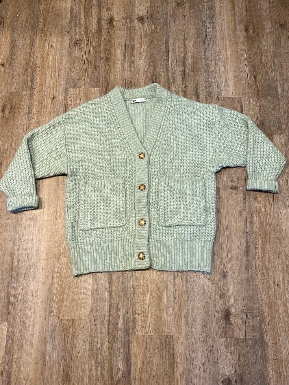 Zara Women’s Green Chunky Wool Knit Cardigan Size Medium